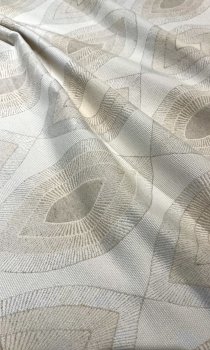 632